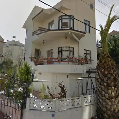 Bursa Βίλα *